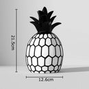 Esculturas Decorativas Frutas Listradas – Maçã e Abacaxi em Resina Minimalista Preto e Branco