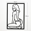 Painel Decorativo Feminino Vazado em Metal – Arte de Parede Moderna para Casa