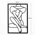 Painel Decorativo Feminino Vazado em Metal – Arte de Parede Moderna para Casa